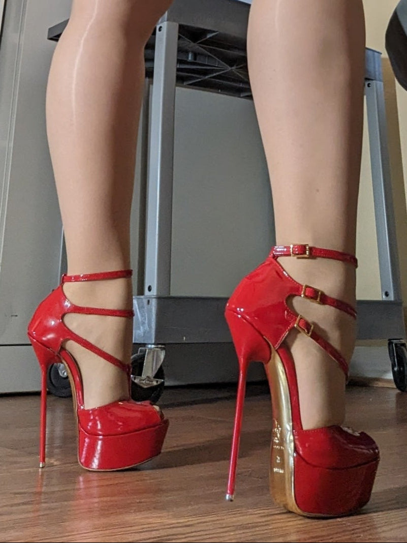 Carrie LaChance Autographed  6" Red 6 High Heels COA LMBDR