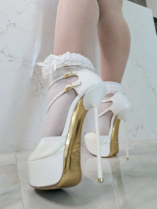 Carrie LaChance Autographed 6" White High Heels COA LMBDW