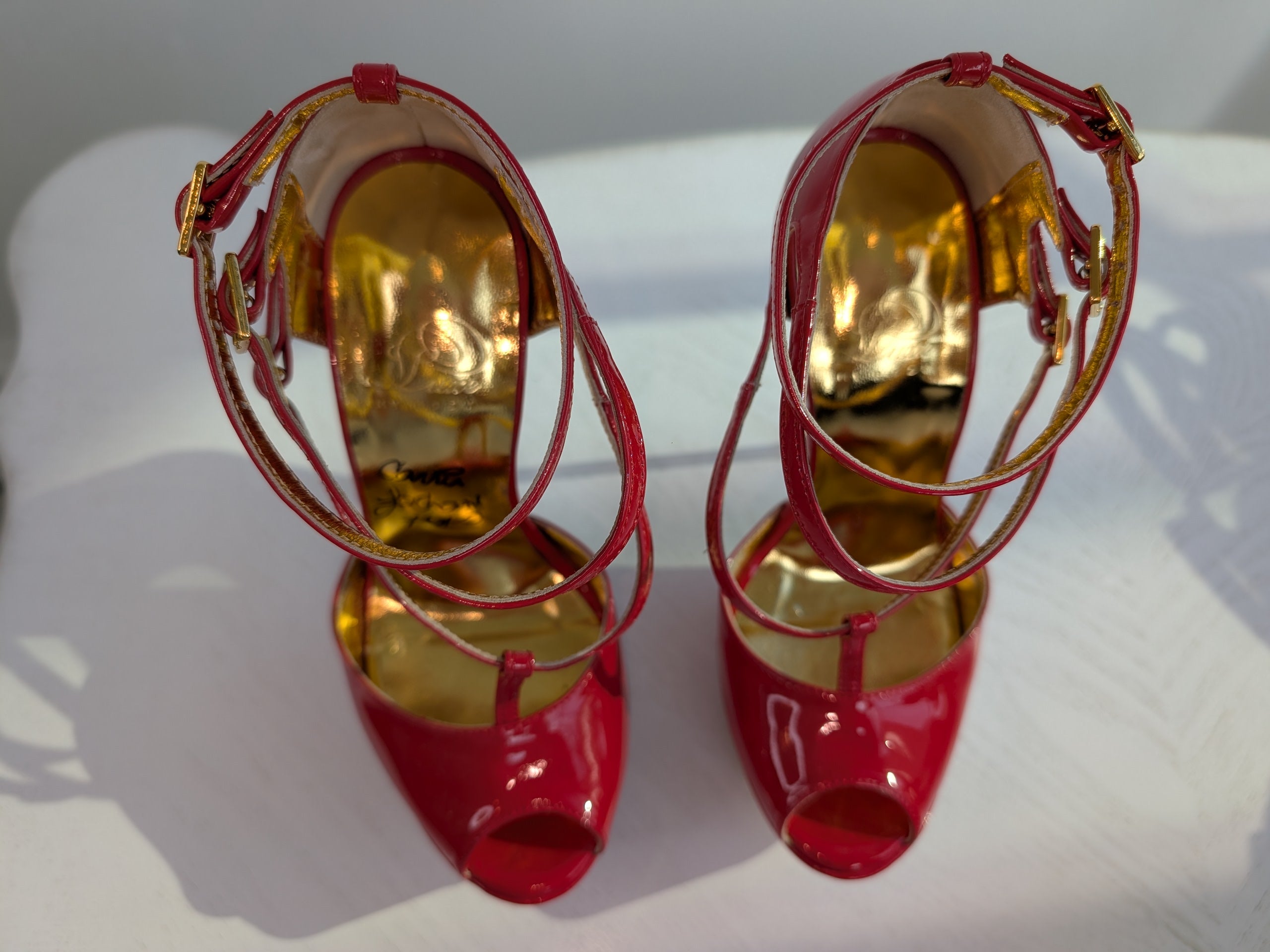 Carrie LaChance Autographed 6" red High Heels 1 COA LMBDR