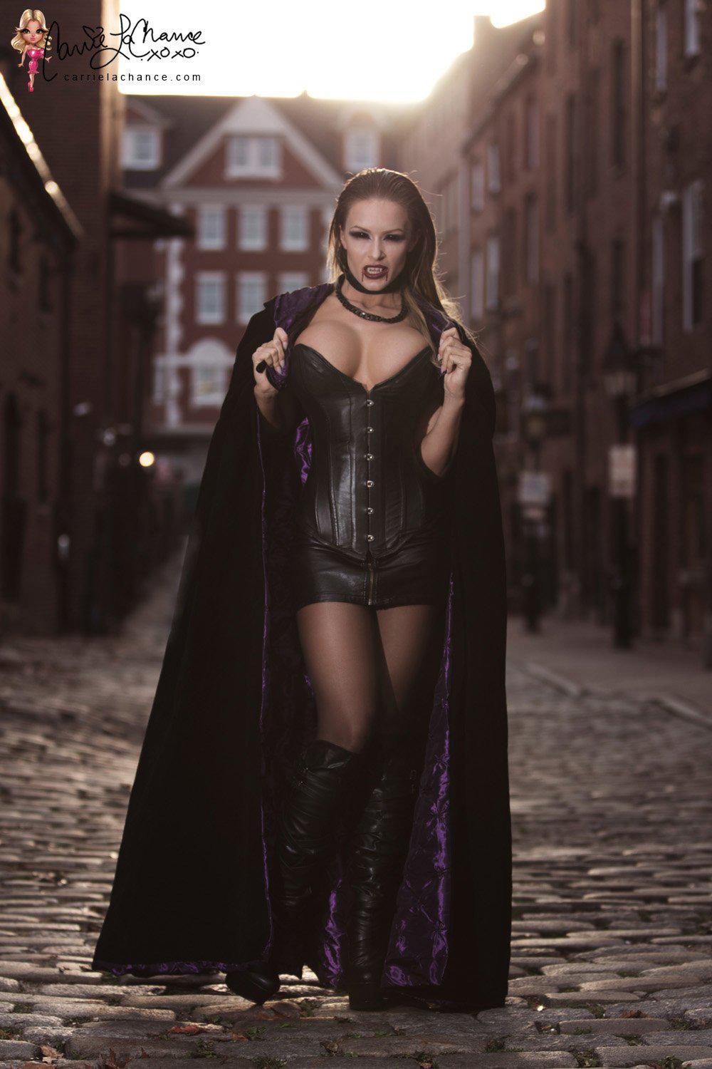 Lady Vampire Photo Set